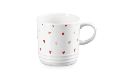 Mug motifs cœurs en céramique