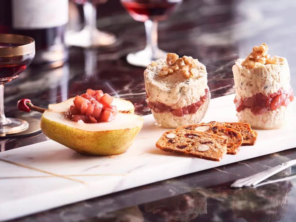 Bouchées au stilton, aux noix et au porto