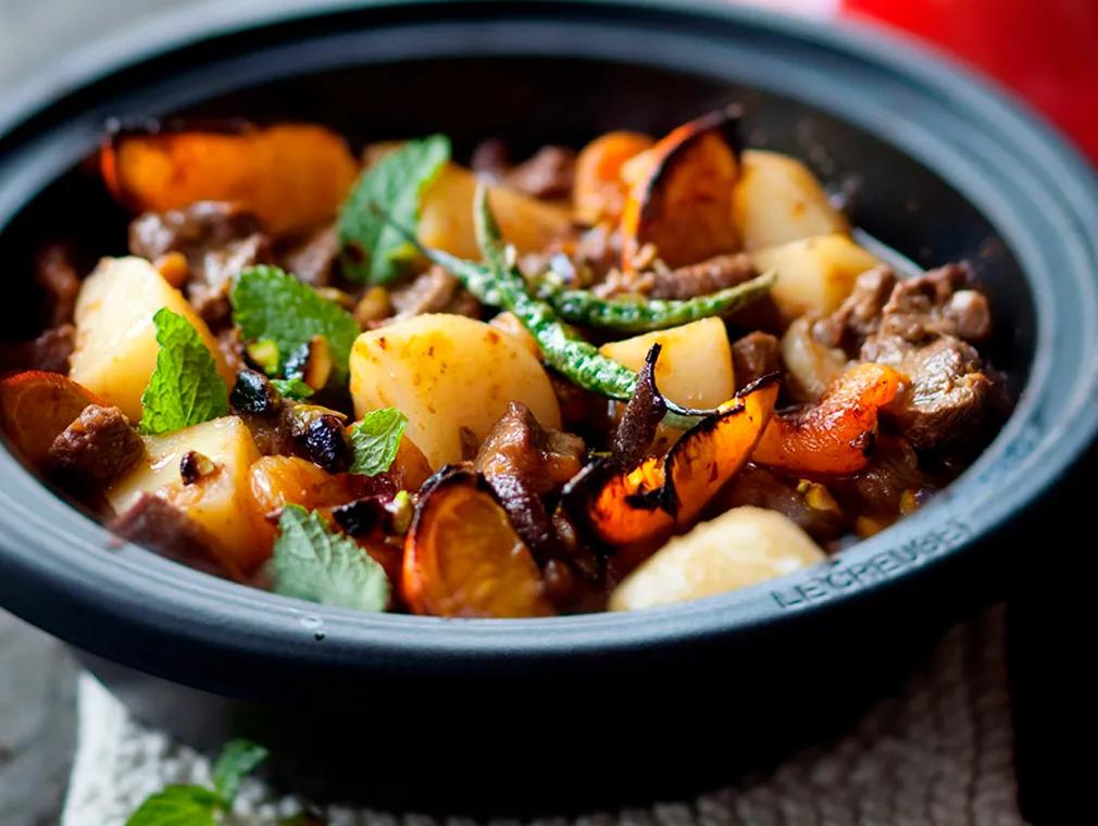 Marokkanische Tagine mit Aprikosen