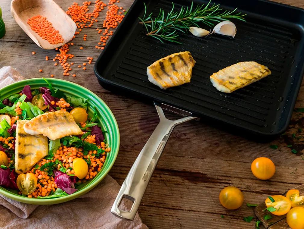 Cabillaud accompagné de salade verte aux lentilles