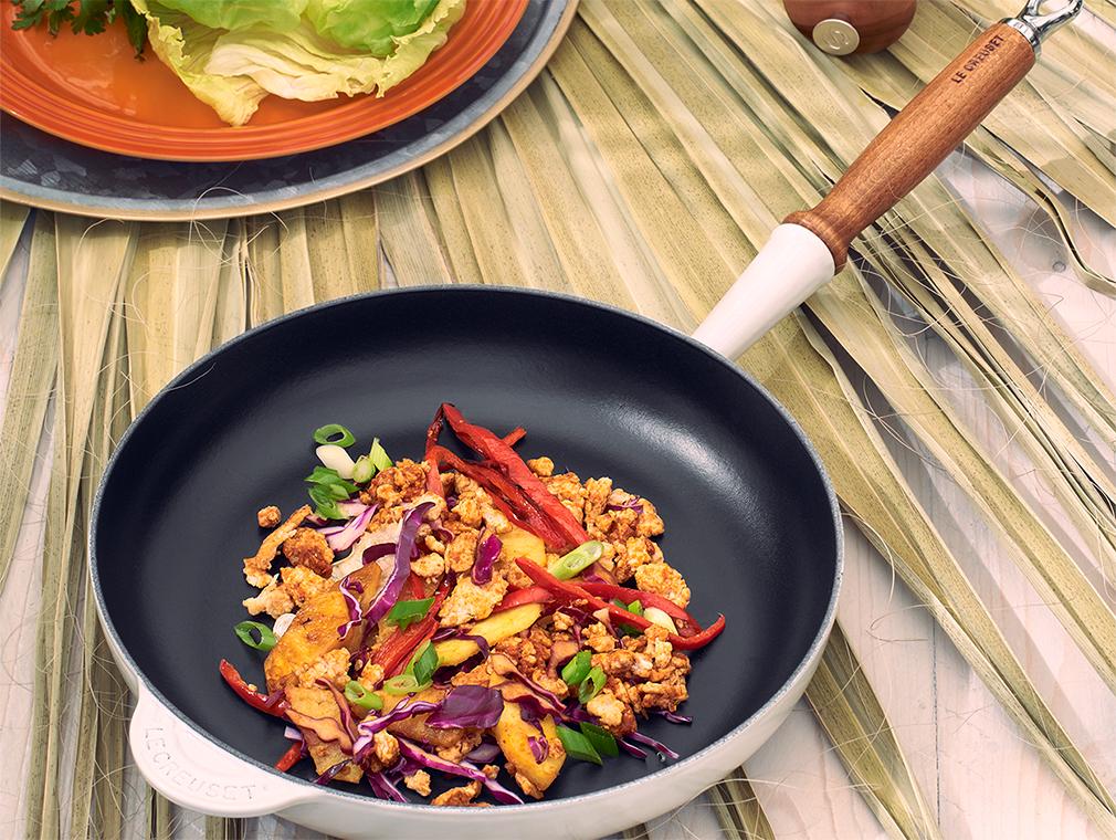 Rote Curry Salat-Wraps mit Hähnchen