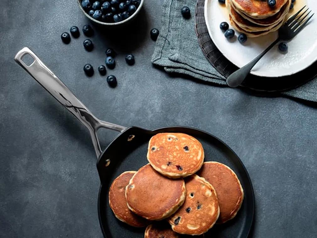 Heidelbeer-Honig-Pancakes
