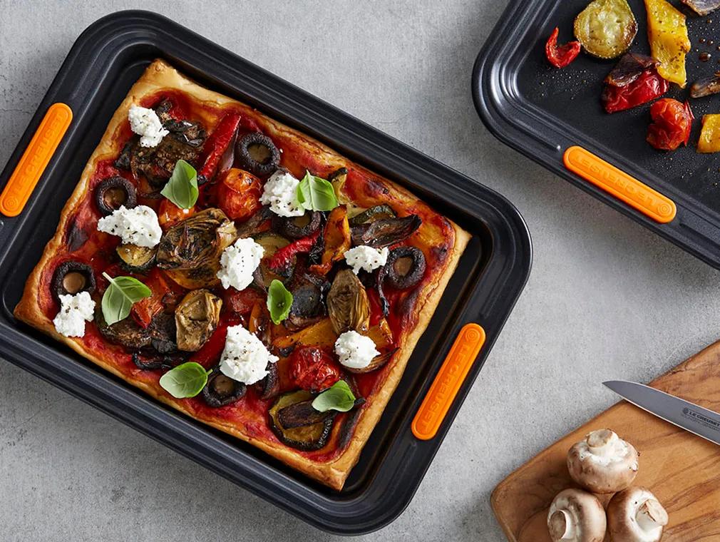 Blätterteigpizza mit Röstgemüse und Ziegenkäse