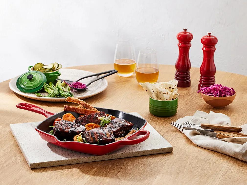 Zitrus-Schweinebauch mit Rotkohlsalat