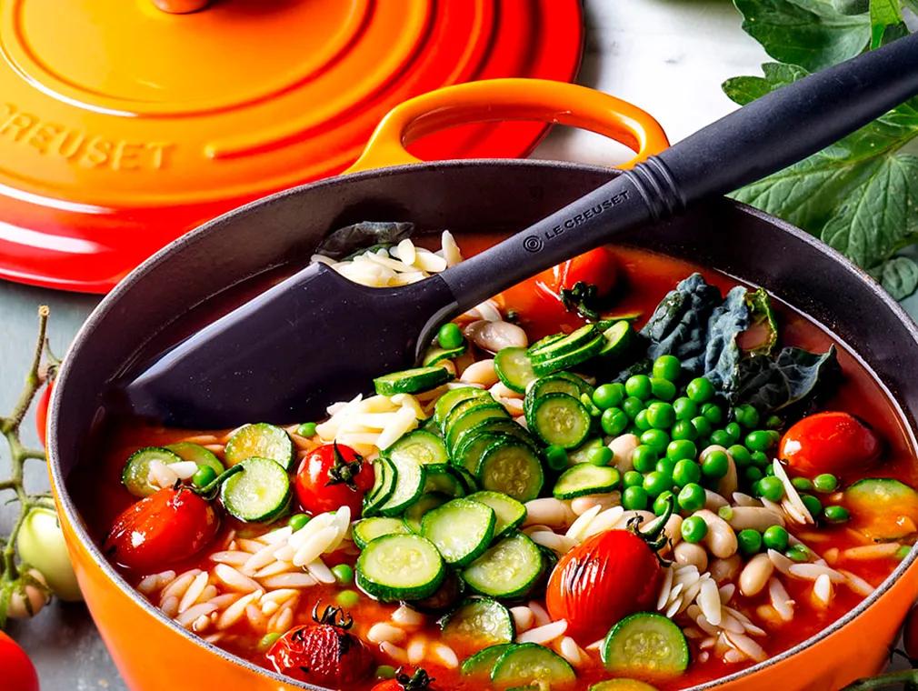 Minestrone mit grünem Gemüse